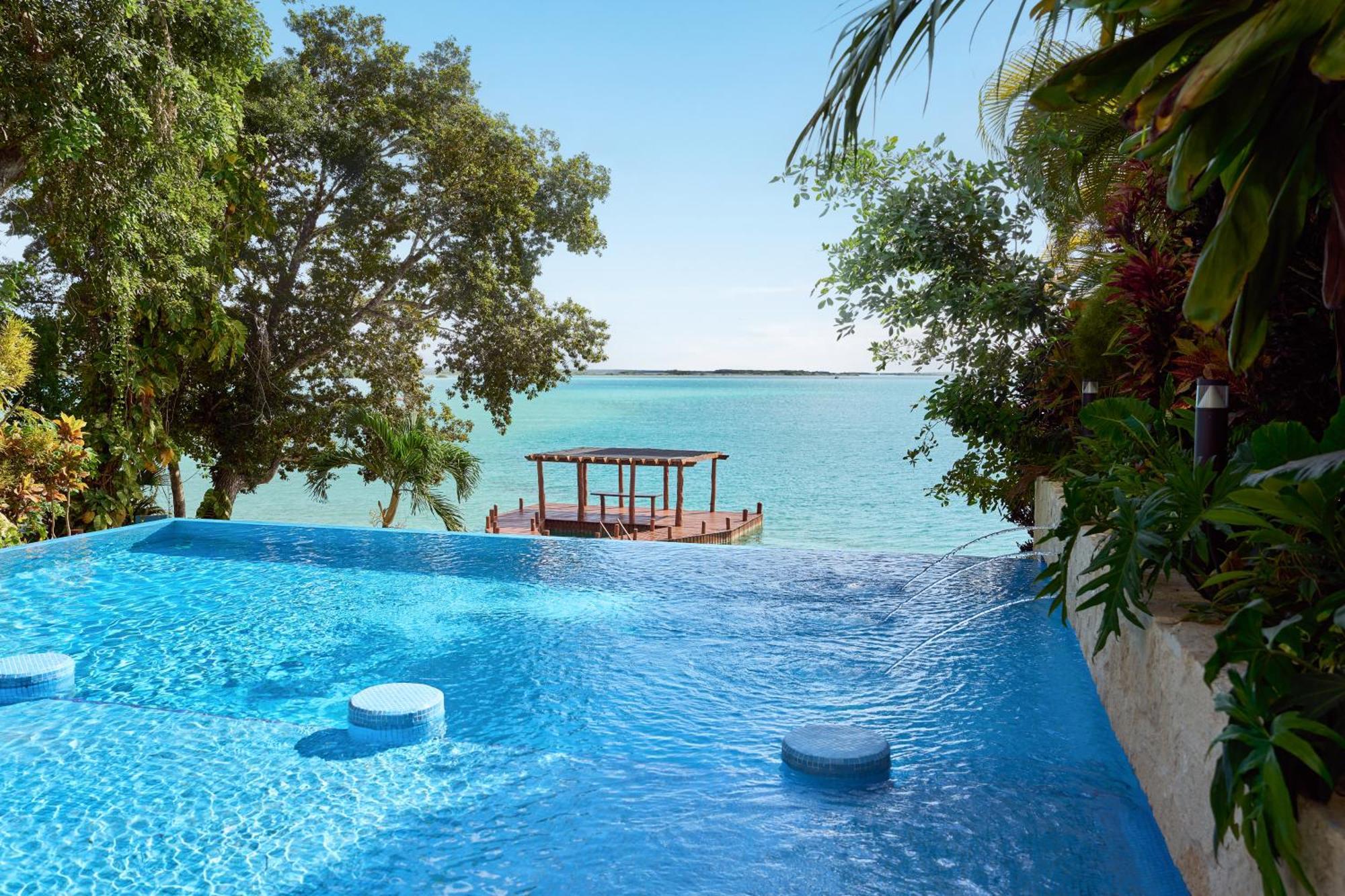 Cristalino Lagoon Front Hotel, Restaurant & Spa باكالار المظهر الخارجي الصورة